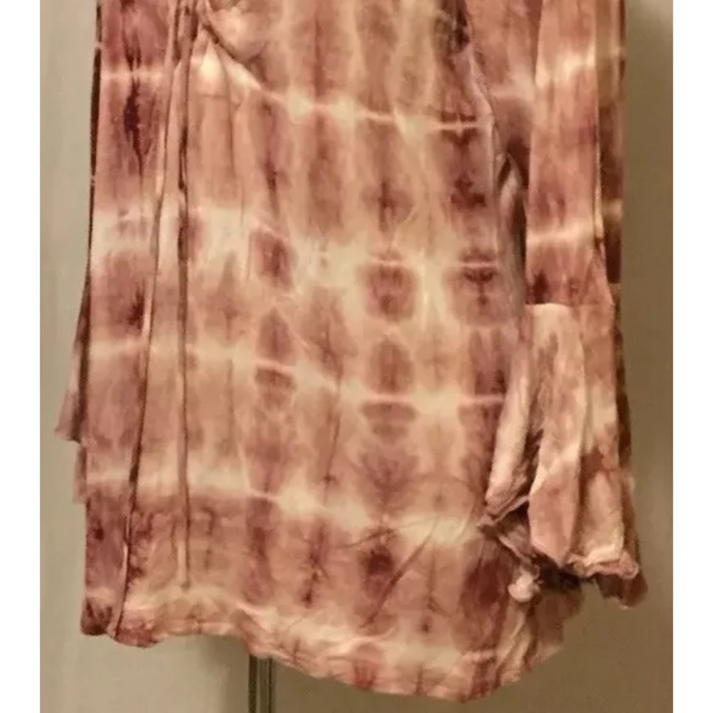 Women’s Large pink tie dyed bell sleeve blouse - Picture 3 of 8